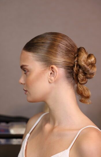 Gift Card Digital para Corte, Peinado, Manicure y Maquillaje Profesional