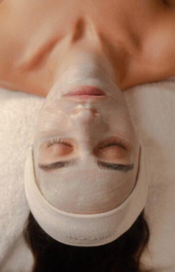 Facial Hydraglow + Masaje de Reflexología | Gift Card